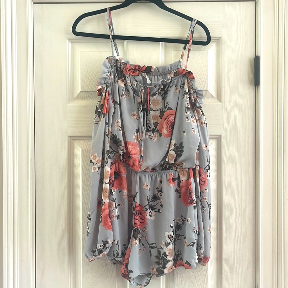Peach love Long sleeve, off the shoulder romper